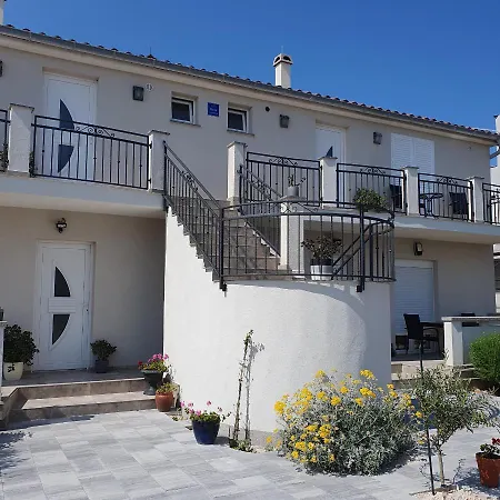 Villa Emilia Vir Exterior photo